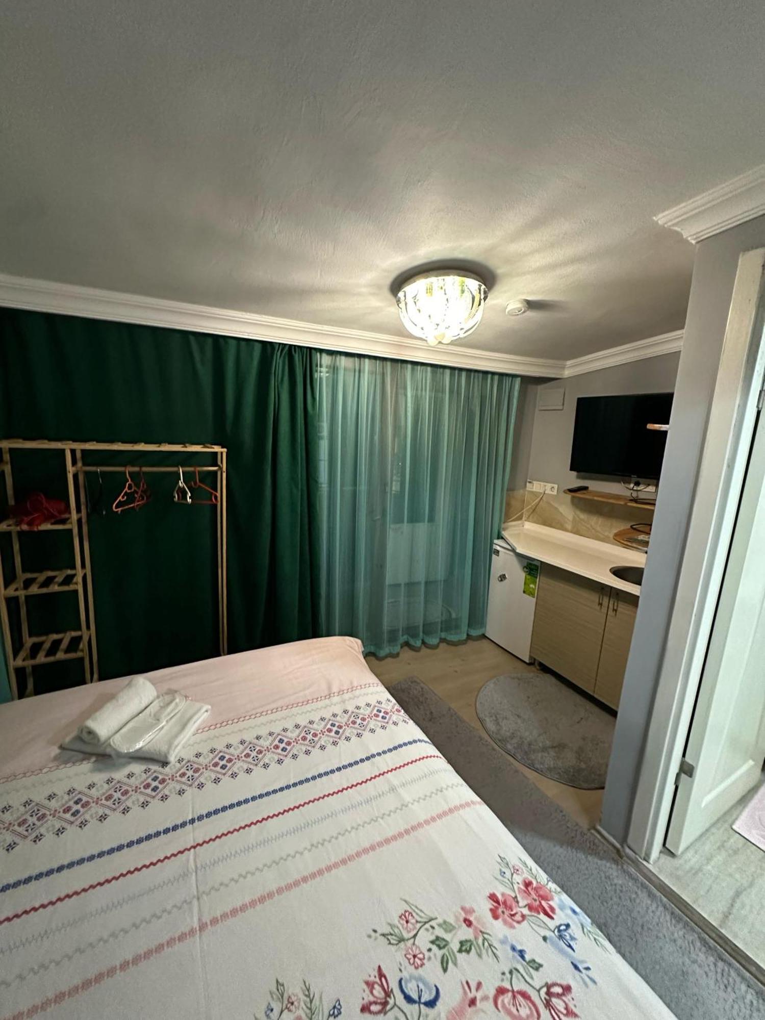 Nelly Guesthouse イスタンブール エクステリア 写真